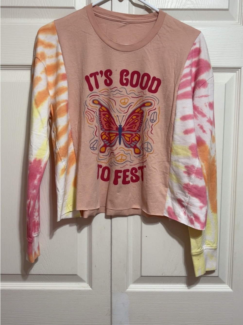 Women's Pink Tie-Dye Butterfly Crop Top - It's Good to Fest